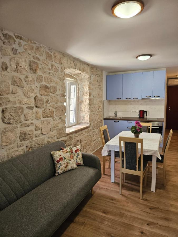 Apartman Eli スペタル エクステリア 写真