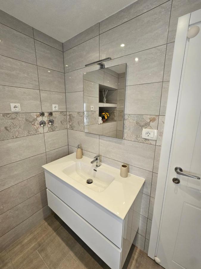 Apartman Eli スペタル エクステリア 写真